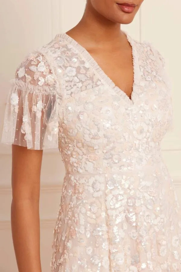 WeddingWomen Needle and Thread Sequin Paradise Short Sleeve Gown Champagne WeddingWomen Needle and Thread Sequin Paradise Short Sleeve Gown Champagne