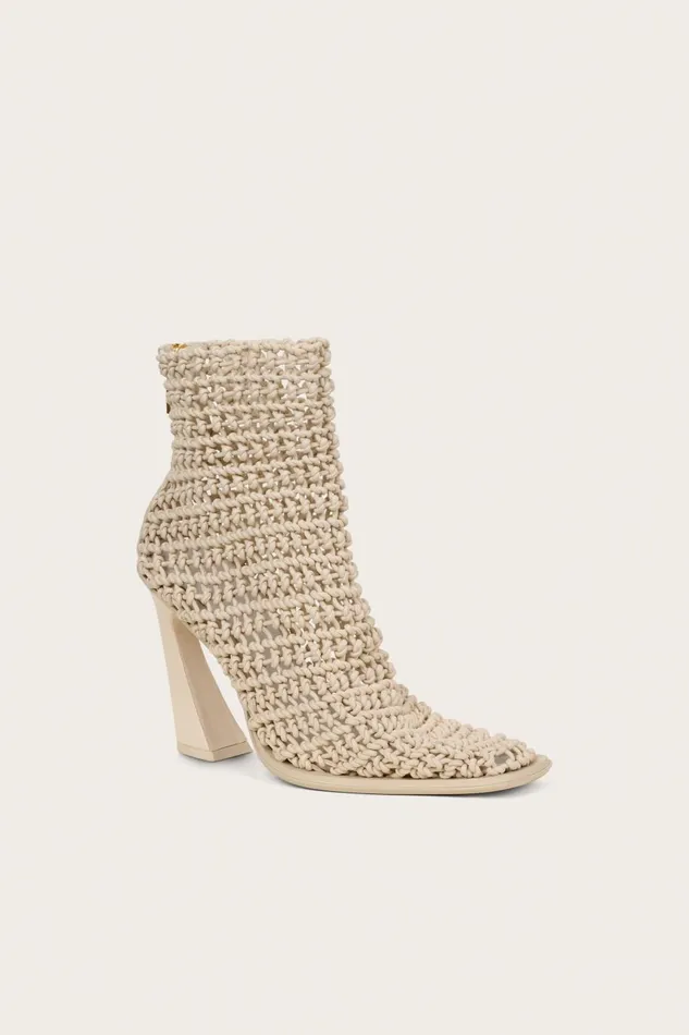 Women Cult Gaia Boots BONNIE BOOT 8211 OFF WHITE Women Cult Gaia Boots BONNIE BOOT 8211 OFF WHITE