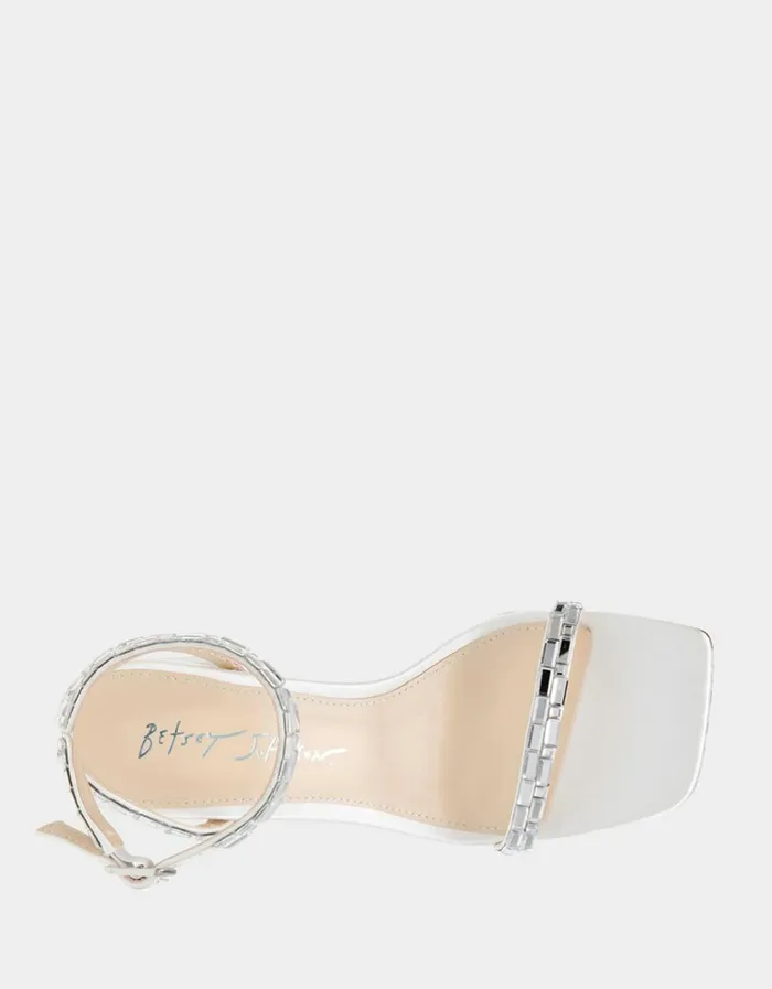 Women SCOTT IVORY Ivory Betsey Johnson