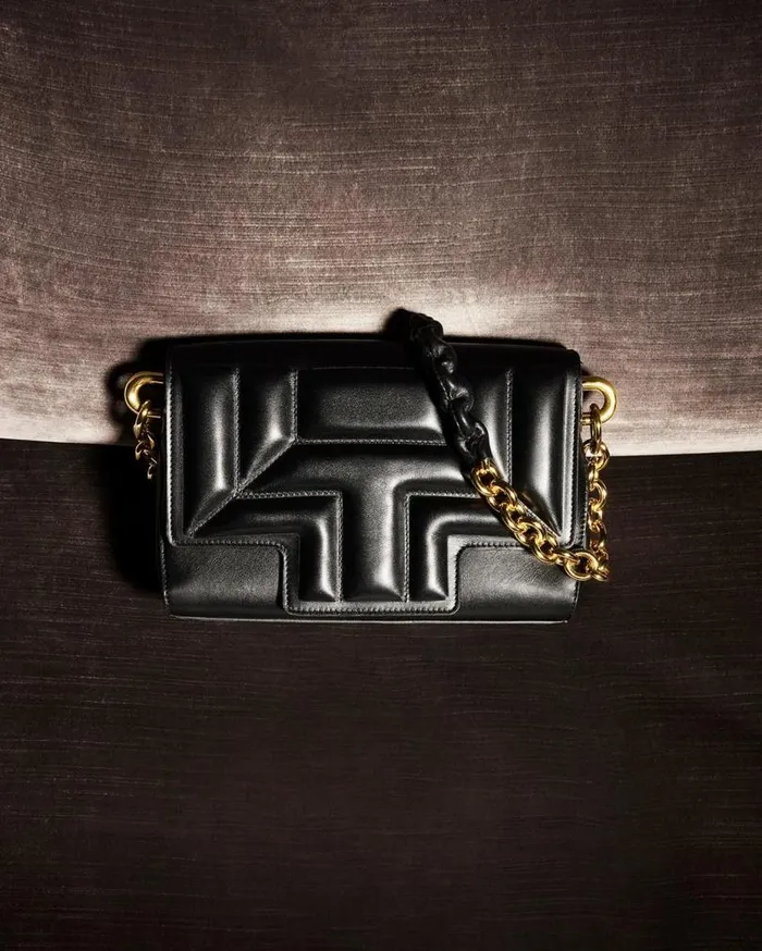 Women Shoulder Bags Tom Ford Quilted Leather T Medium Shoulder Bag Women Shoulder Bags Tom Ford Quilted Leather T Medium Shoulder Bag