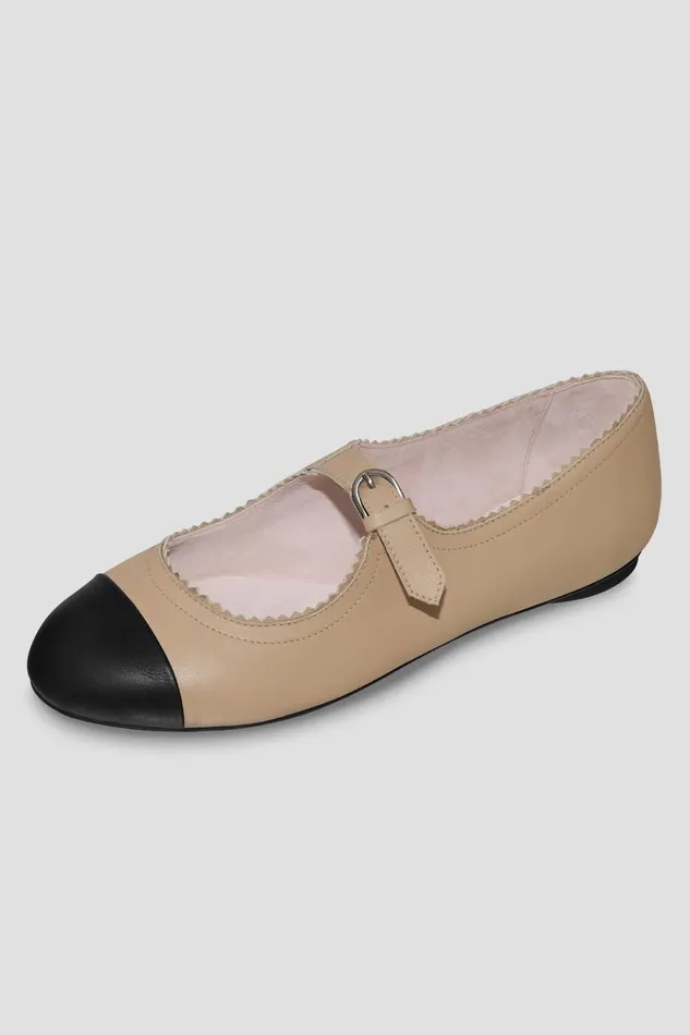 Ballet Flats Bloch Adult Ladies Cassiopeia Ballet Flats Capuccino Black Leather