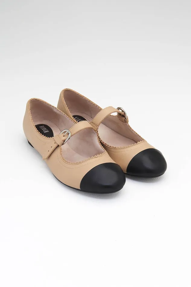 Ballet Flats Bloch Adult Ladies Cassiopeia Ballet Flats Capuccino Black Leather
