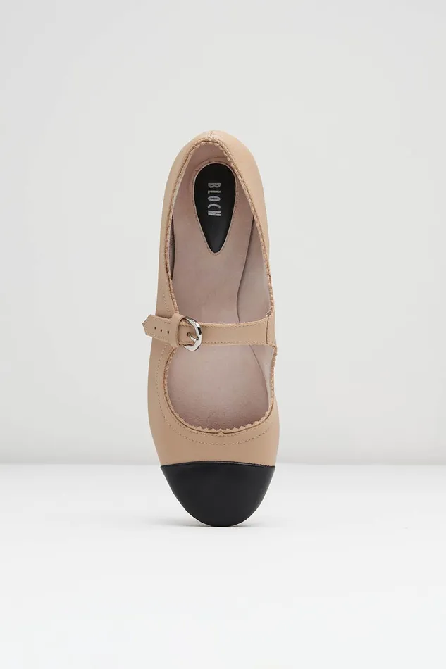 Ballet Flats Bloch Adult Ladies Cassiopeia Ballet Flats Capuccino Black Leather