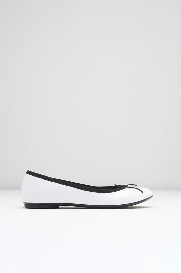 Ballet Flats Ladies Amalthea Ballet Flats White Gloss 8211 Bloch Adult