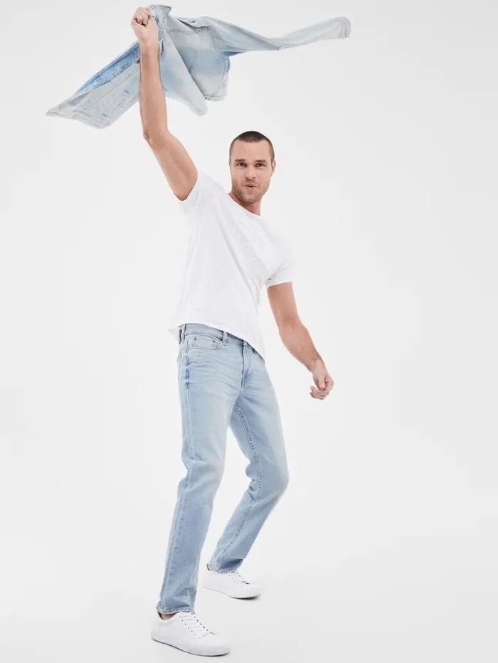 Faded Tapered Jeans Jackson Wash Men Jeans and Denim GUESS