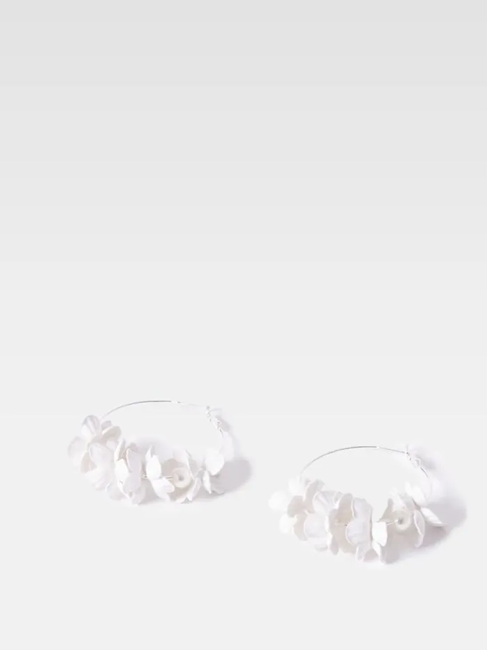 French Connection Jewellery Metal Floral Earrings Silverwhite 8211 Woman