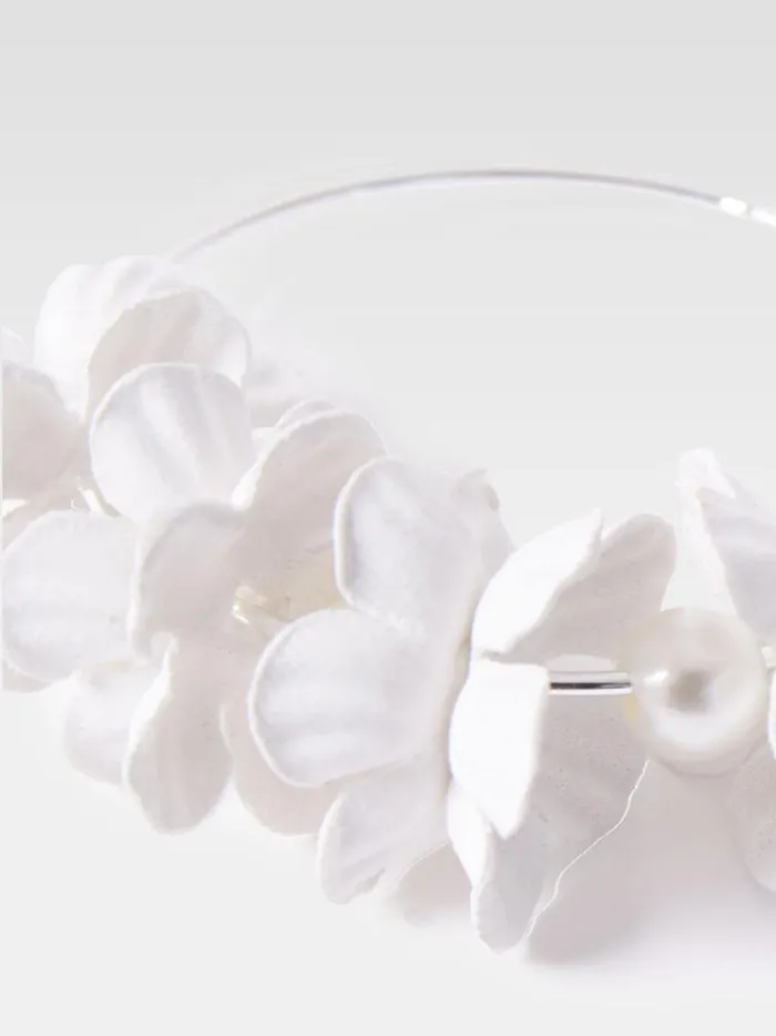 French Connection Jewellery Metal Floral Earrings Silverwhite 8211 Woman
