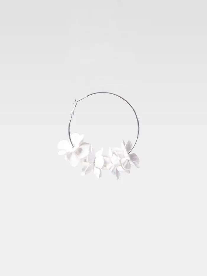 French Connection Jewellery Metal Floral Earrings Silverwhite 8211 Woman