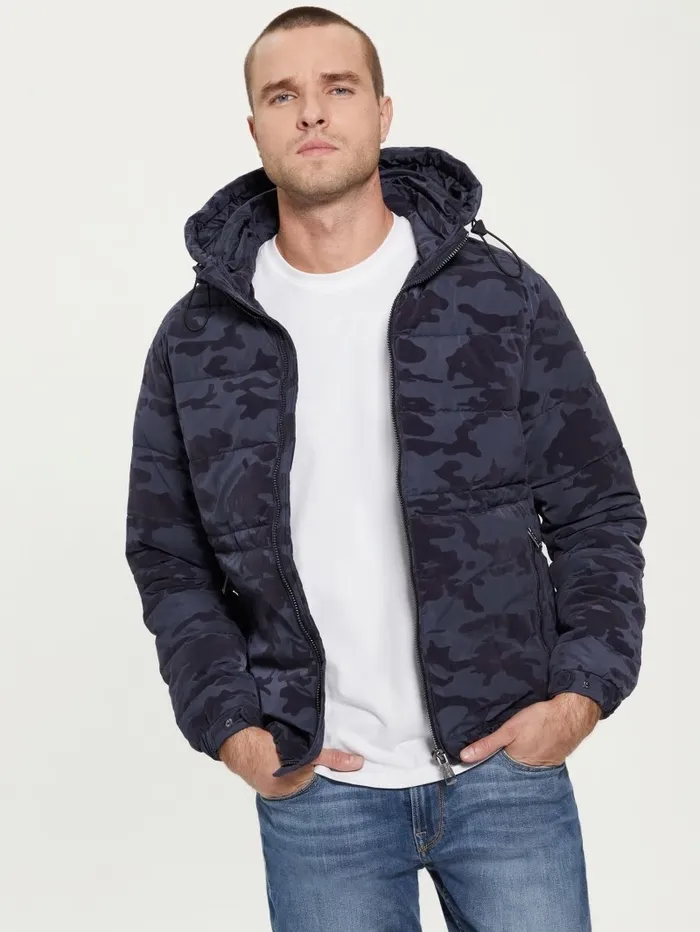 GUESS Paisley Camouflage Puffer Jacket Blue Camou Bandana Men Jackets and Coats GUESS Paisley Camouflage Puffer Jacket Blue Camou Bandana Men Jackets and Coats