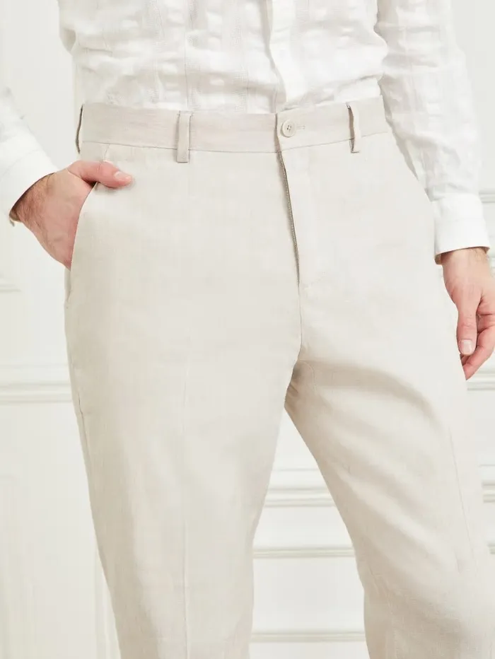 GUESS Roger Classic Chino Pants Stonesand Yd Men Pants and Shorts GUESS Roger Classic Chino Pants Stonesand Yd Men Pants and Shorts