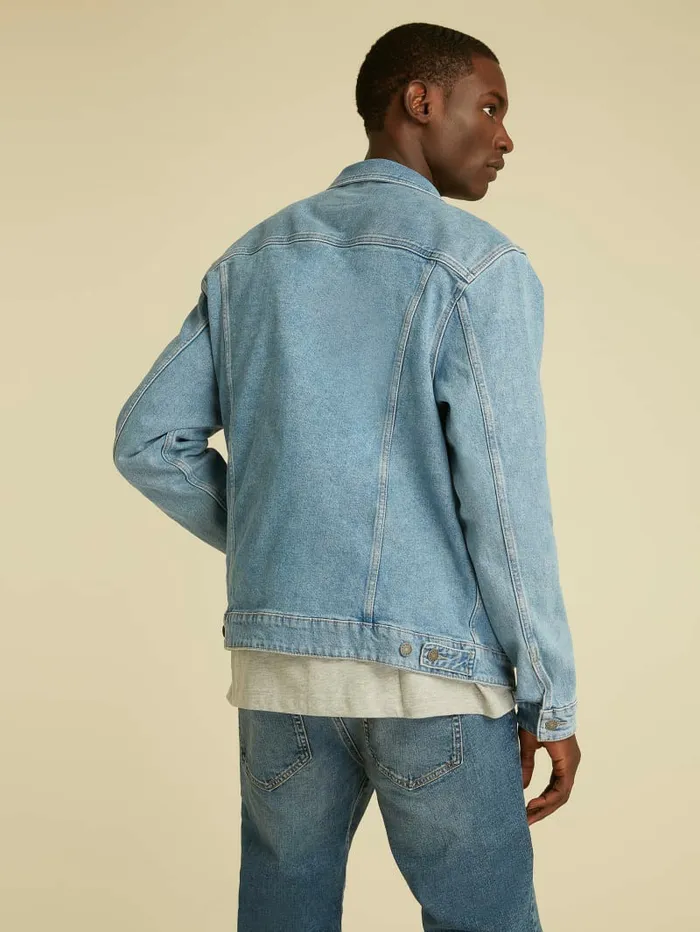 Jackets and Coats GUESS Originals Kit Denim Jacket Go Vintage Light Wash 8211 GUESS Men Jackets and Coats GUESS Originals Kit Denim Jacket Go Vintage Light Wash 8211 GUESS Men