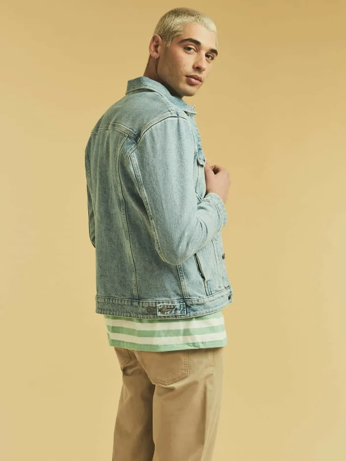 Jackets and Coats GUESS Originals Kit Denim Jacket Go Vintage Light Wash 8211 GUESS Men Jackets and Coats GUESS Originals Kit Denim Jacket Go Vintage Light Wash 8211 GUESS Men