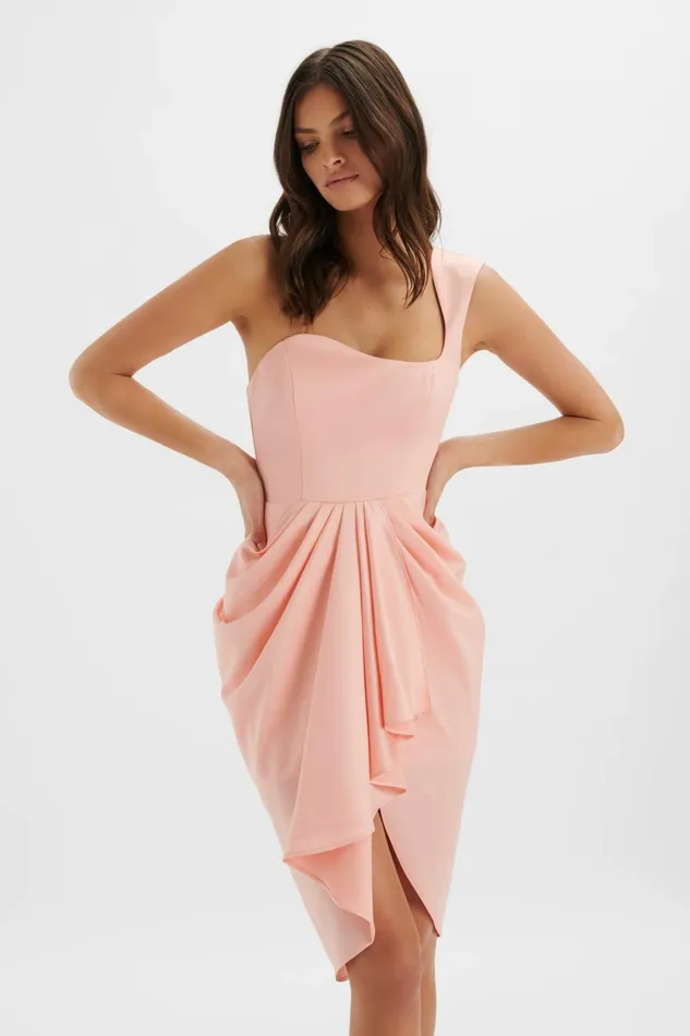 Lavish Alice Off The Shoulder and Bardot LUCIANA Curved One Shoulder Midi Dress In Coral Satin 8211 Women Lavish Alice Off The Shoulder and Bardot LUCIANA Curved One Shoulder Midi Dress In Coral Satin 8211 Women