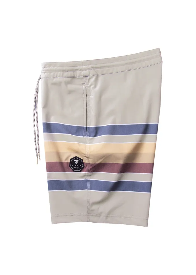 Men Fist Bump 1858243 Boardshort Khaki Boardshorts Vissla