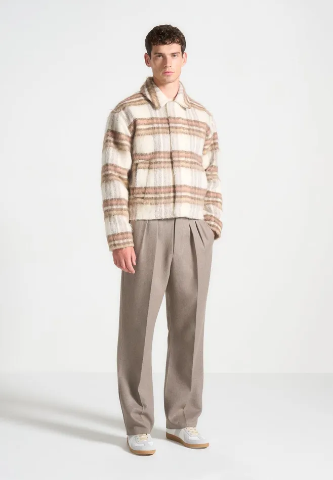 Men Manire De Voir Brushed Checked Jacket Cream