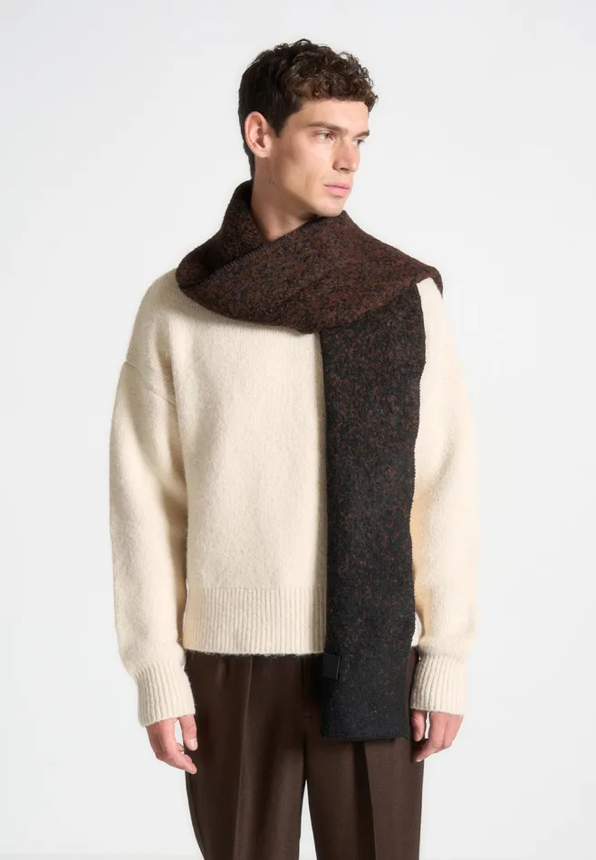 Men Manire De Voir Ombr Wool Knit Reversible Scarf Blackbrown