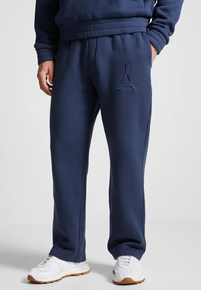 Men Manire De Voir ternel Eiffel Embossed Joggers Airforce Blue