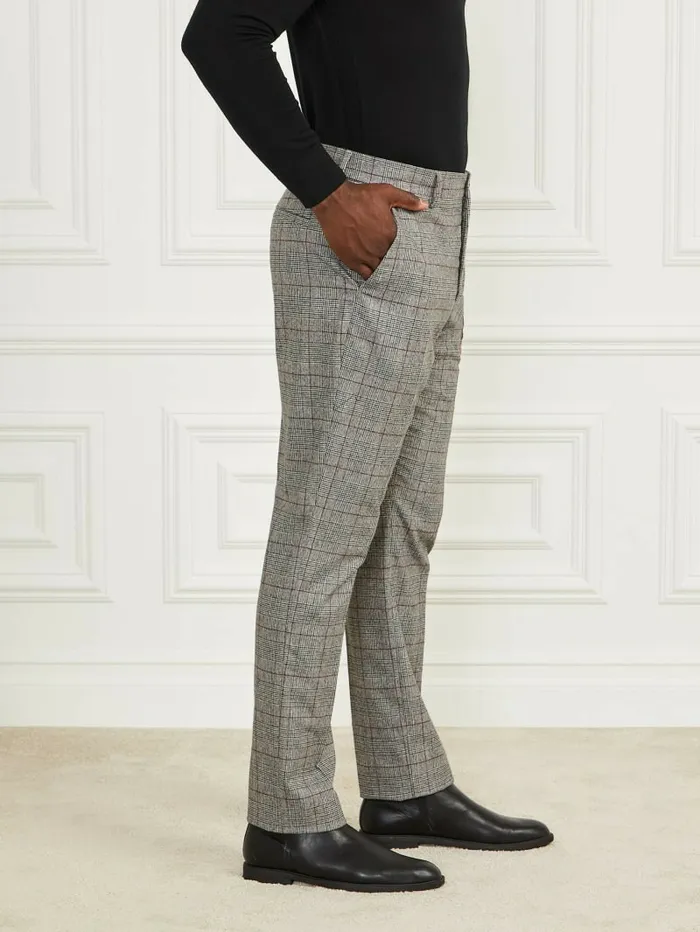 Men Roger Chino Pants BlackWhiteRed Check Pants and Shorts GUESS Men Roger Chino Pants BlackWhiteRed Check Pants and Shorts GUESS