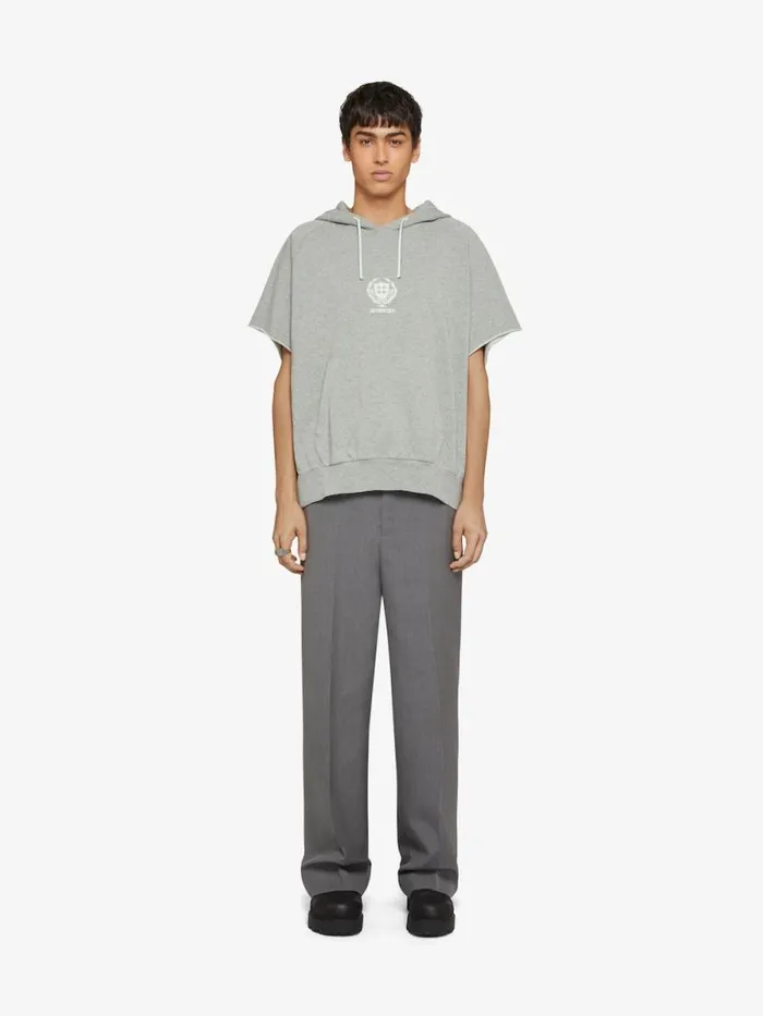 Men Sweatshirts and Hoodies Givenchy GIVENCHY Crest Oversized Sleeveless Hoodie In Fleece Aqua Green Men Sweatshirts and Hoodies Givenchy GIVENCHY Crest Oversized Sleeveless Hoodie In Fleece Aqua Green