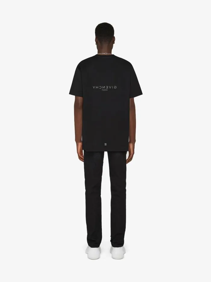 Men TShirts Givenchy GIVENCHY Reverse Oversized Tshirt In Cotton Black