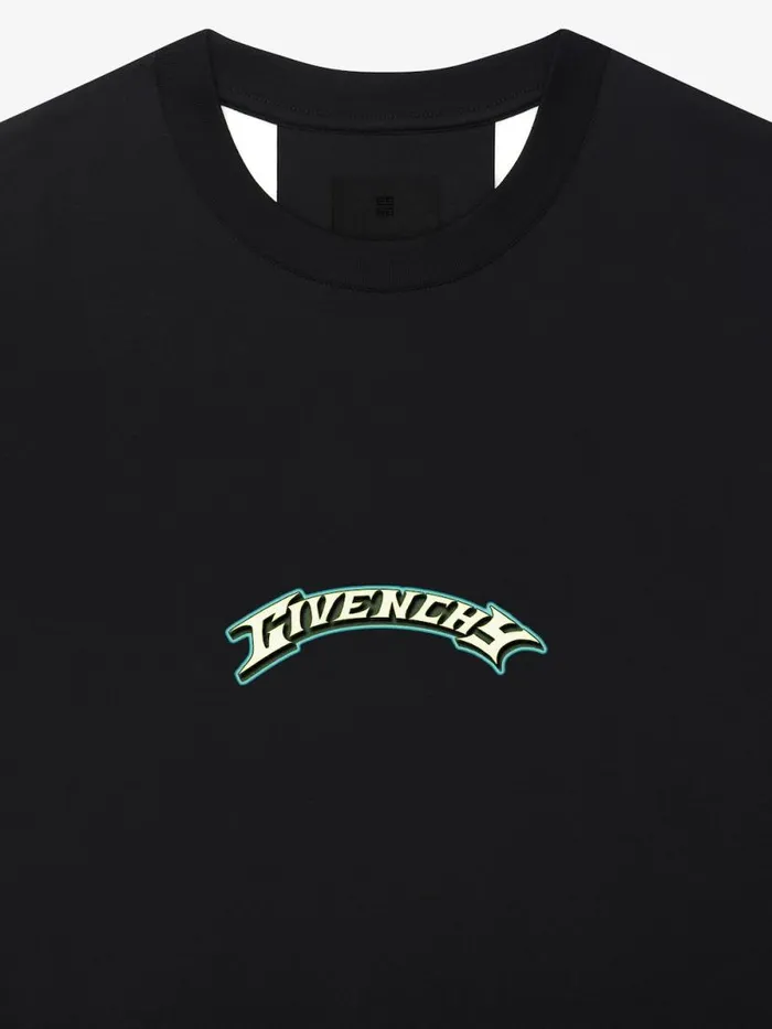 Men TShirts Givenchy Tshirt In Cotton With GIVENCHY Dragon Print Blackwhite Men TShirts Givenchy Tshirt In Cotton With GIVENCHY Dragon Print Blackwhite