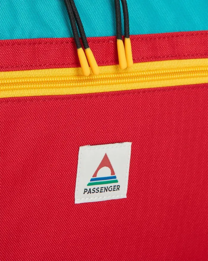 Passenger Backpacks and Bags Boondocker Recycled Duffel Multi Primary Multi Primary 8211 WomenMen