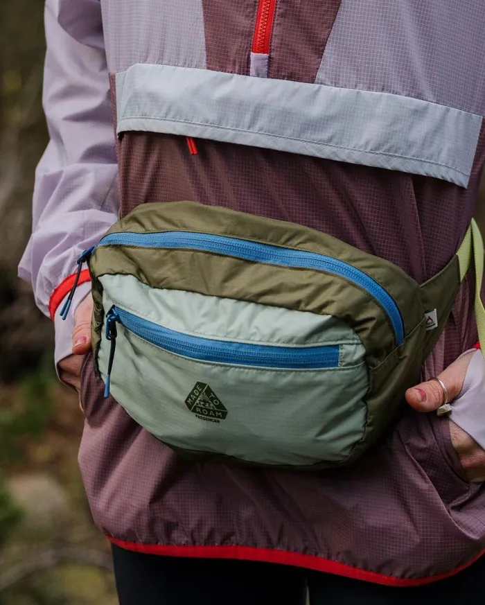 Passenger Backpacks and Bags Trail Light Recycled Packable Hip Pack Khaki Khaki 8211 WomenMen