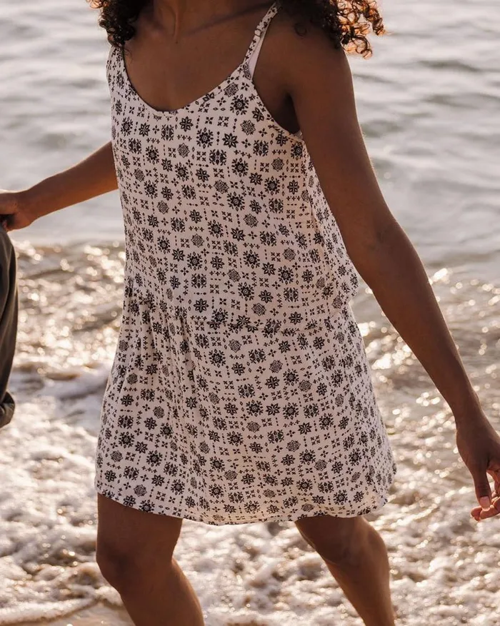 Passenger Bottoms Floaty Layered Dress Simple Tile Ivory Simple Tile Ivory 8211 Women Passenger Bottoms Floaty Layered Dress Simple Tile Ivory Simple Tile Ivory 8211 Women