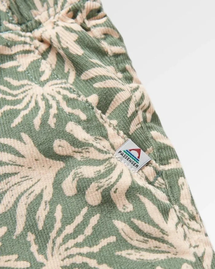 Passenger Bottoms Santosa 20 Organic Cotton Cord Short Seaweed Pistachio Seaweed Pistachio 8211 Women