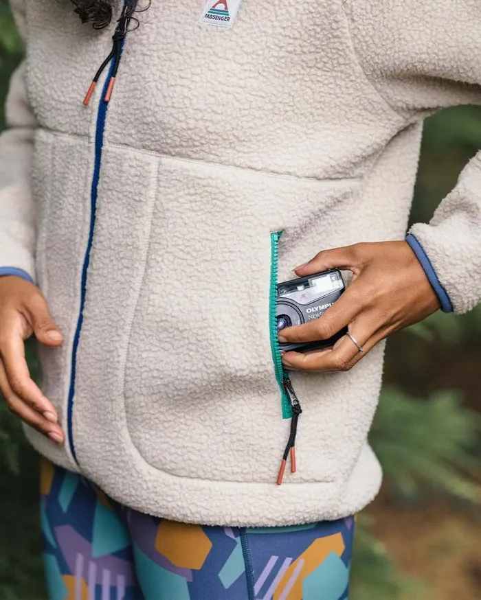 Passenger Tops Fairbanks 20 Full Zip Recycled Sherpa Fleece Oatmeal Oatmeal 8211 Women
