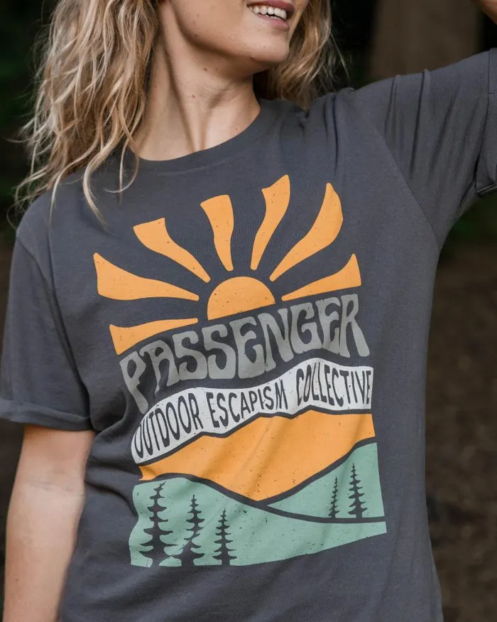 Passenger Tops Perfect Days TShirt Charcoal Charcoal 8211 Women