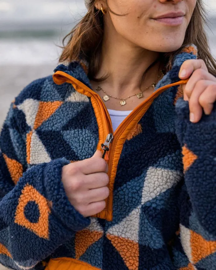 Passenger Tops Perouse Recycled DeepPile Sherpa Fleece Homespun Dark Denim Homespun Dark Denim 8211 Women