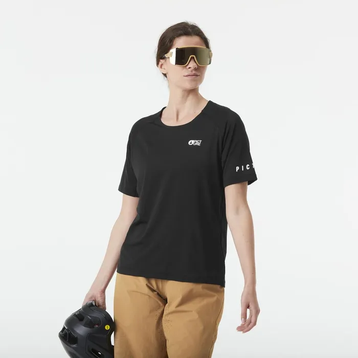 Picture Organic Clothing Ice Flow Tech Tee Women TShirts Picture Organic Clothing Ice Flow Tech Tee Women TShirts