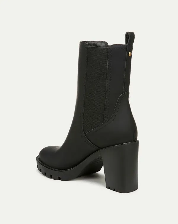 Riley Chelsea Bootie Black Women Veronica Beard Shoes Riley Chelsea Bootie Black Women Veronica Beard Shoes