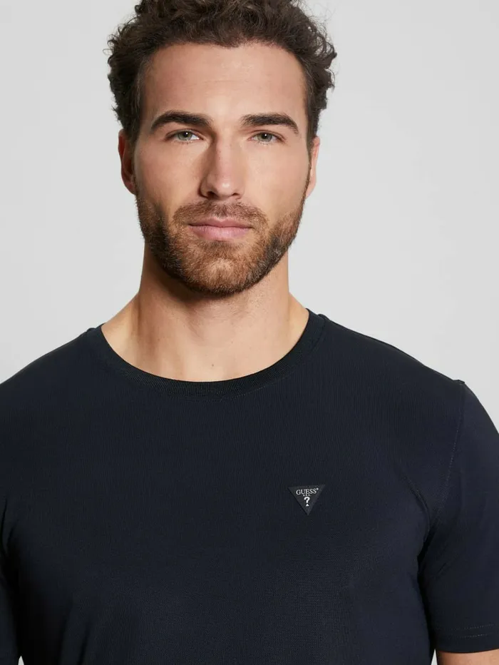 Signature Crewneck Tee Black TShirts and Tanks GUESS Men