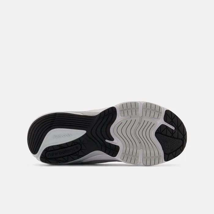 Size 105 8211 3 New Balance Kids FuelCell 990v6 Grey with Silver