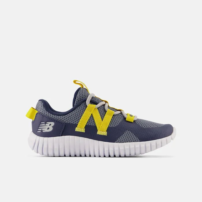 Size 105 8211 3 PLAYGRUV v2 Bungee Blue with Honeycomb 8211 New Balance Kids