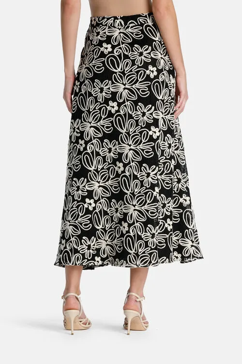 Skirts and shorts Tenente Tenente BlackIvory 8211 Luisa Spagnoli Women Skirts and shorts Tenente Tenente BlackIvory 8211 Luisa Spagnoli Women