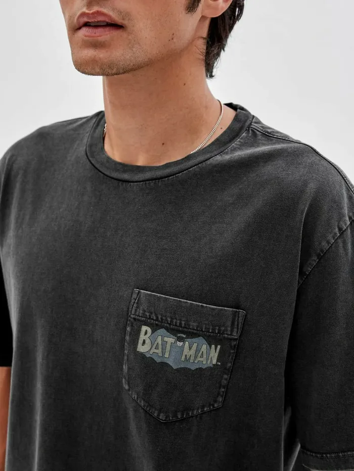TShirts and Tanks Men GUESS Originals x Batman Spotlight Tee Jet Black Multi GUESS TShirts and Tanks Men GUESS Originals x Batman Spotlight Tee Jet Black Multi GUESS