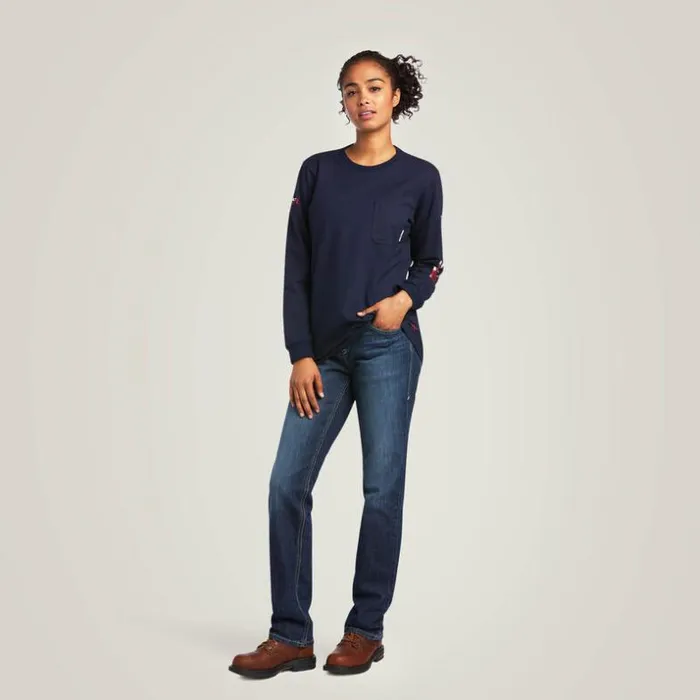 TShirts and Tops Women Ariat FR Stretch Logo TShirt Navyusa TShirts and Tops Women Ariat FR Stretch Logo TShirt Navyusa