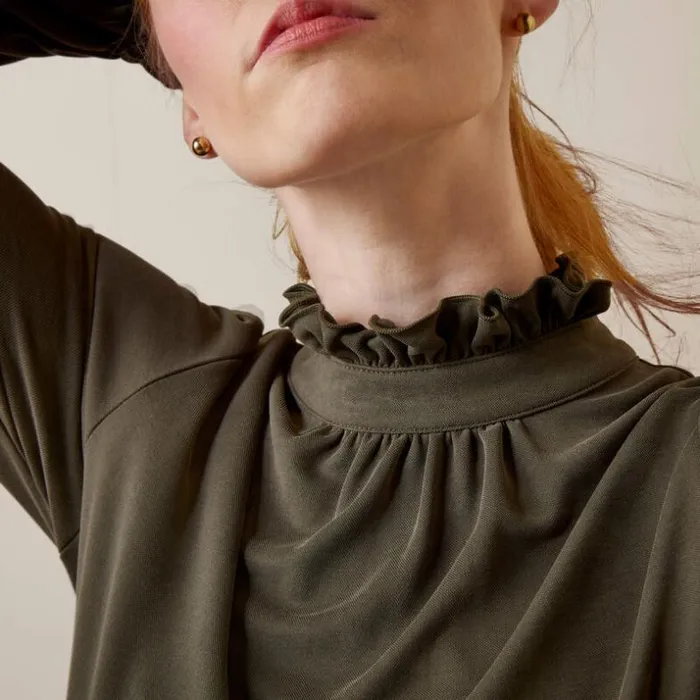 TShirts and Tops Women Ariat Inverness Top Earth TShirts and Tops Women Ariat Inverness Top Earth