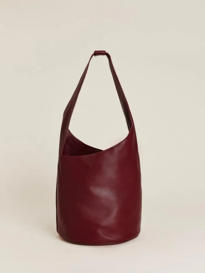 The Reformation Medium Silvana Bucket Bag Cremisi 8211 Bags
