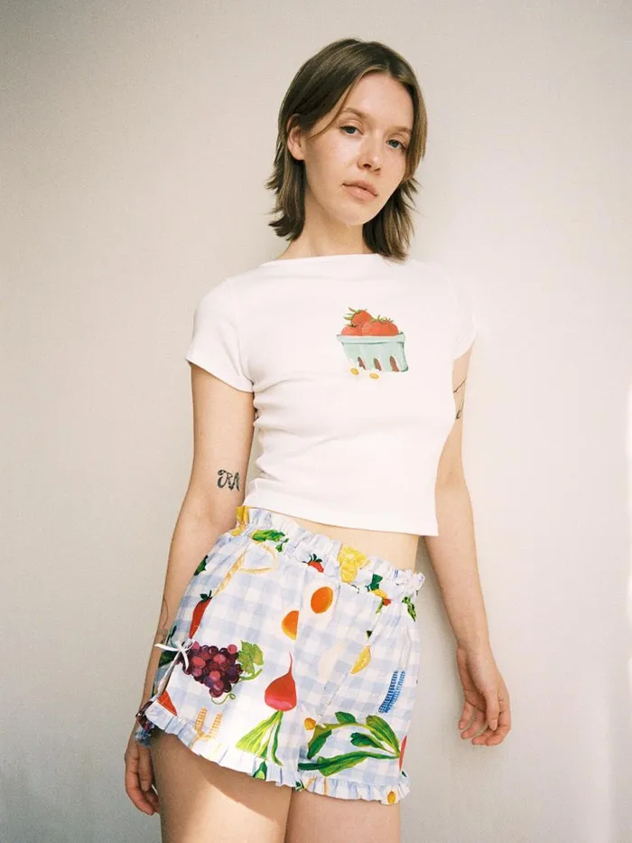 Women Alex Tee Picnic Strawberries Lisa Says Gah Graphic Tees