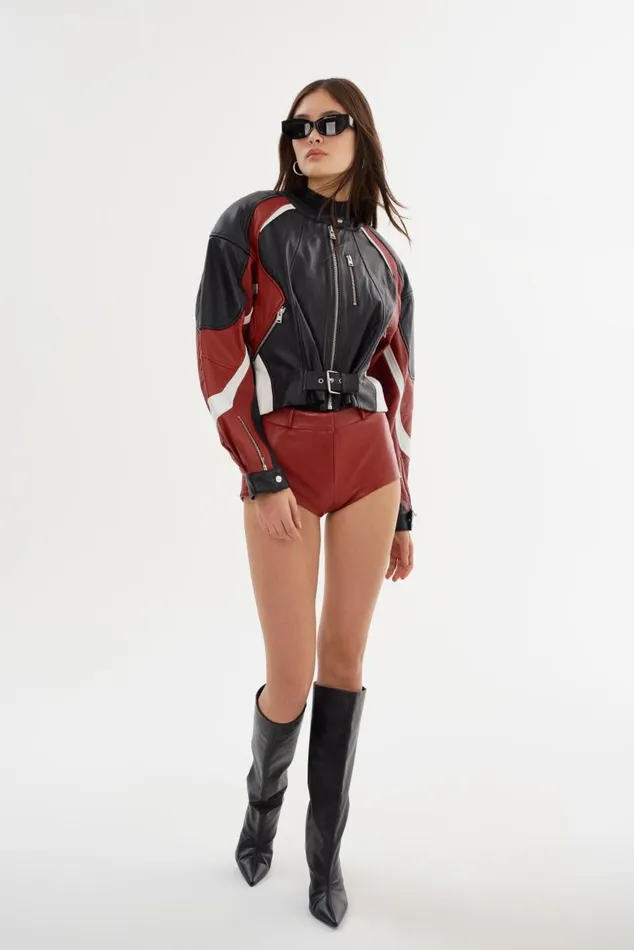 Women ANNAISE Leather Hot Shorts Red LAMARQUE Pants and Shorts Women ANNAISE Leather Hot Shorts Red LAMARQUE Pants and Shorts