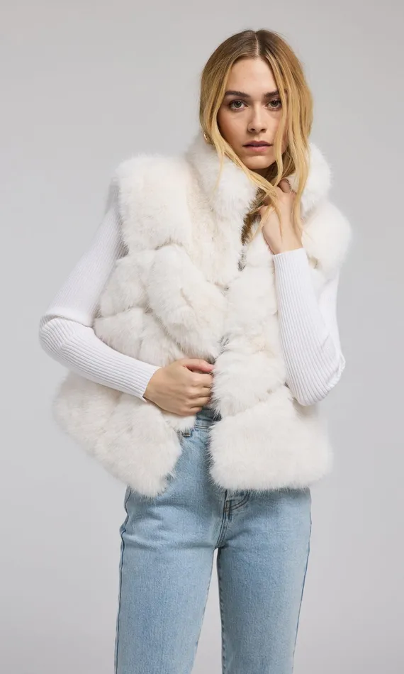 Women Generation Love Clothing Outerwear Rosario Faux Fur Vest White