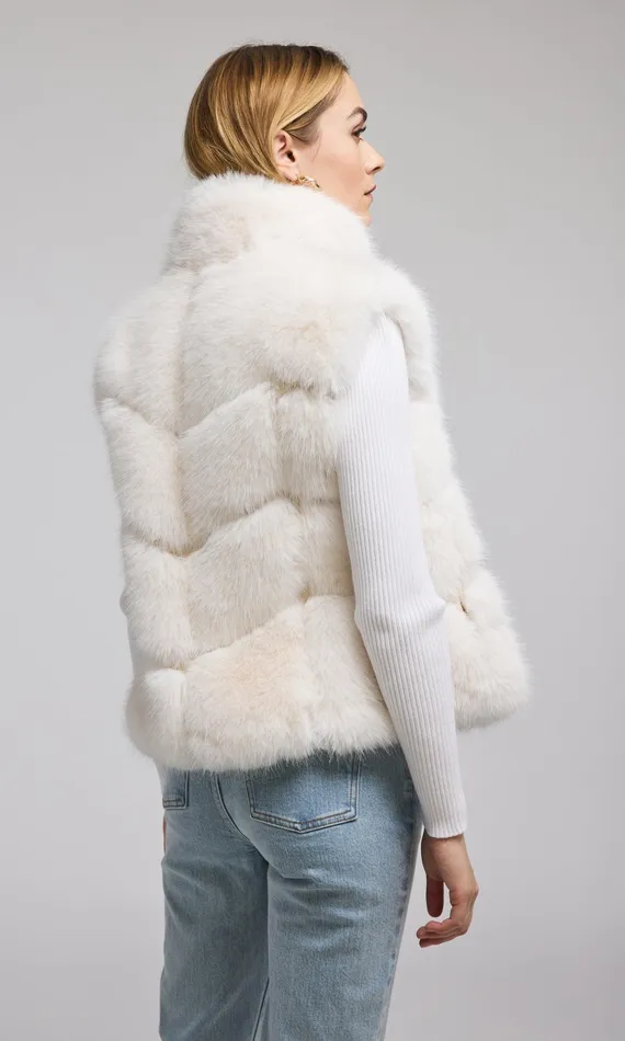 Women Generation Love Clothing Outerwear Rosario Faux Fur Vest White