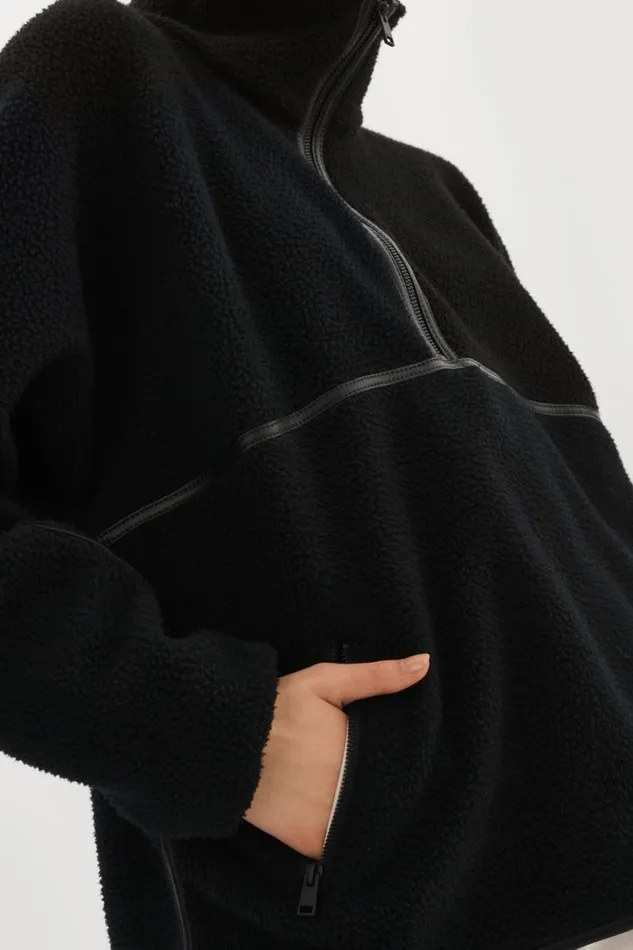 Women HELSA Polar Fleece Pullover Black Black LAMARQUE Tops Women HELSA Polar Fleece Pullover Black Black LAMARQUE Tops