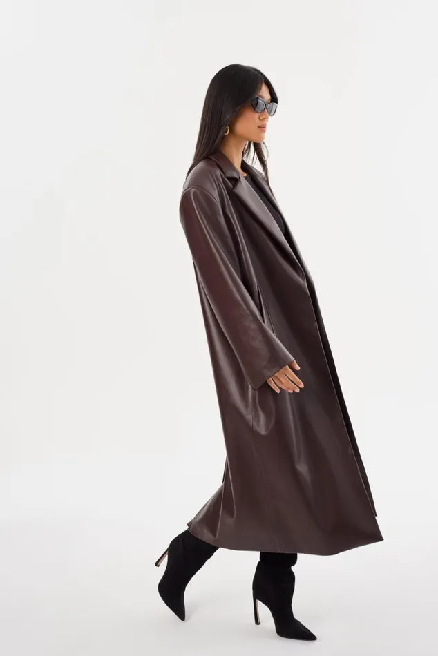 Women JANELLE Recycled Leather Coat Mahogany LAMARQUE Trench Coats Women JANELLE Recycled Leather Coat Mahogany LAMARQUE Trench Coats