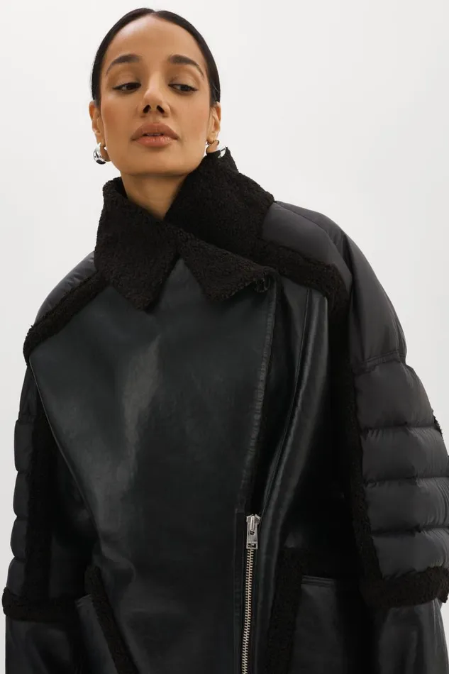 Women LISA Oversized Mixed Media Cocoon Jacket Black Black LAMARQUE Sherpa Women LISA Oversized Mixed Media Cocoon Jacket Black Black LAMARQUE Sherpa
