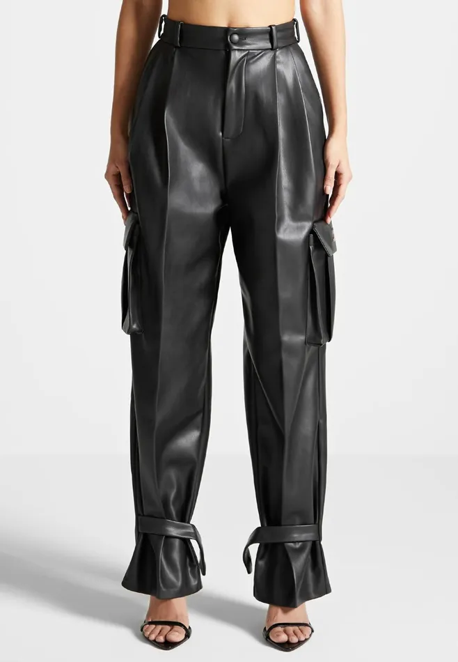 Women Manire De Voir Leather Pleated Cargo Trousers Black